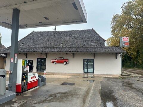 A VENDRE - ENSEMBLE IMMOBILIER 280000 71440 Thurey