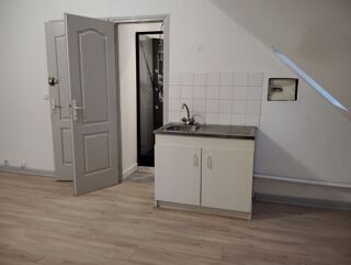  Appartement à louer 1 pièce 28 m²