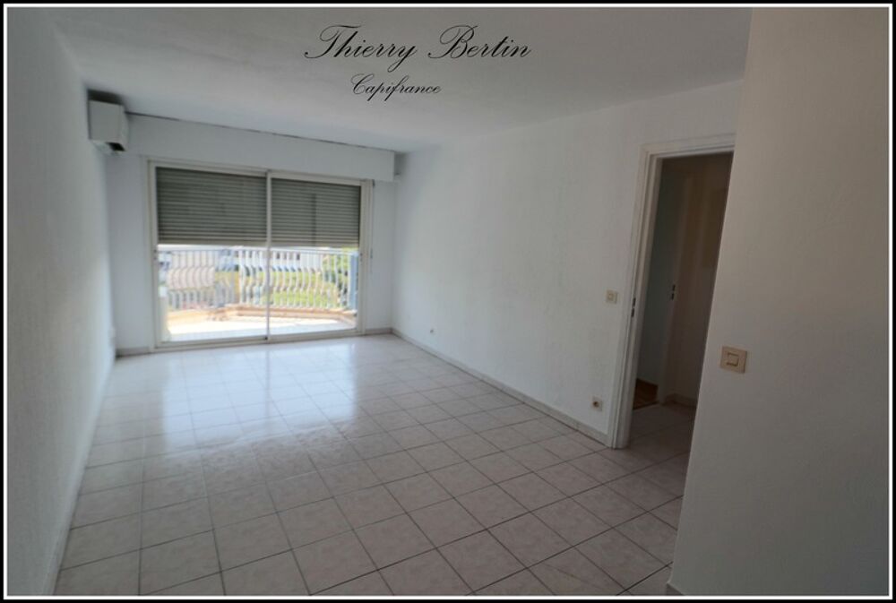 Appartement à vendre 2 pièces FREJUS (83)