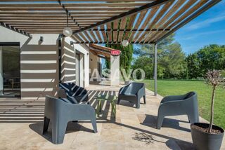  Propriété/château à vendre 6 pièces 210 m²