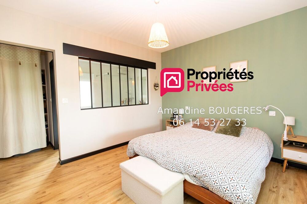 BAIS 35680 - 324 990 EUROS - Dépendances- grand jardin- 4 chambres