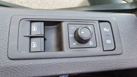 MULTIVAN T6 2.0 TDI 150 DSG7 Trendline - 7 places Automatique 2019 occasion 69260 Charbonnieres Les Bains