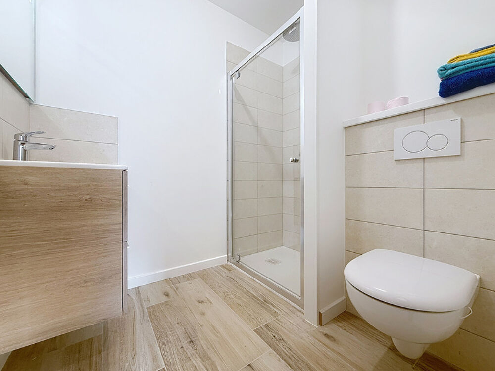 à vendre  Maison Divonne-les-Bains (01220)
