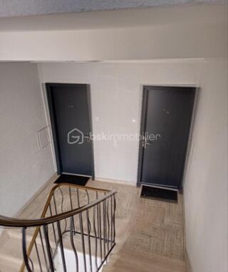  Immeuble à vendre 15 + pièces 550 m²