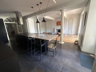  Maison à vendre 9 pièces 377 m²