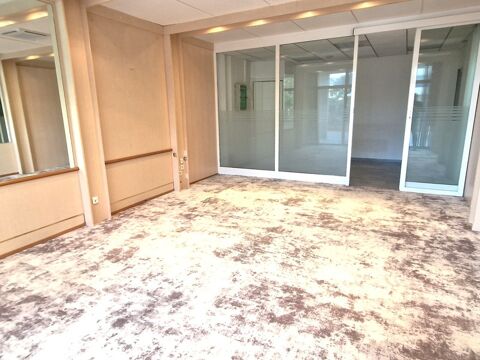   A louer, Local/Bureau, 27 m²,  Saint Laurent du Var 06700, Alpes-Maritimes 