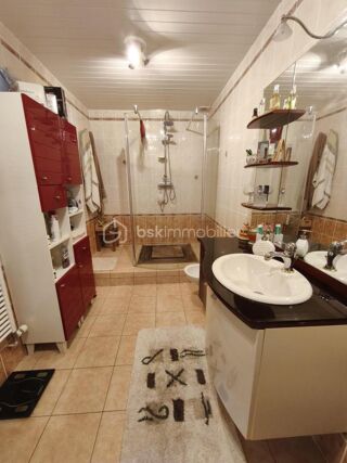  Maison � vendre 10 pi�ces 221 m�