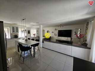  Maison  vendre 6 pices 140 m