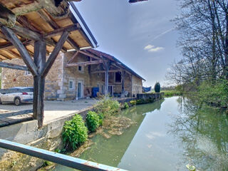  Moulin  vendre 7 pices 360 m Saint etienne du bois