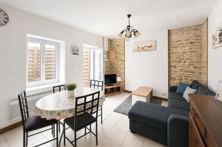  Propriété/château à vendre 6 pièces 148 m²