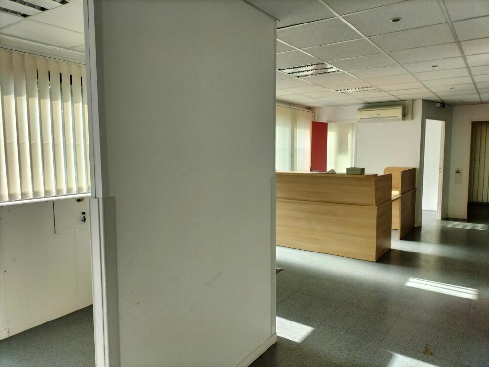   JASSANS RIOTTIER - bureaux du 8.40m² au 21m² à louer - Nous consulter Jassans riottier
