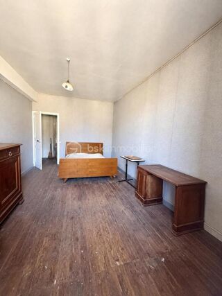 Vente Maison CORPS DE FERME ANCIEN À RÉNOVER –144 M² HABITABLES – 4000 M² DE TERRAIN – NOMBREUSES DÉPENDANCES Verteuil sur charente