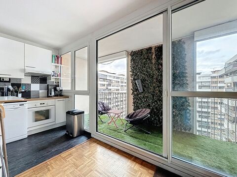   � deux pas du Bassin de la Villette � lumineux 3 pi�ces avec grand balcon et vues d�gag�es Appartement - 3 pi�ce(s) - 65 m�