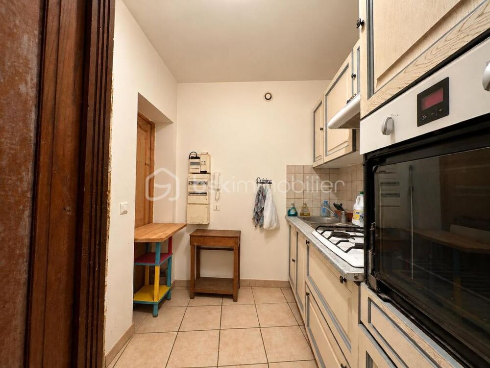 Vente Maison Appartement T2 d'environ 45 m2, plateau d'environ 45 m2 + grange de 70 m2 sur une parcelle de 292 m2 Mudaison