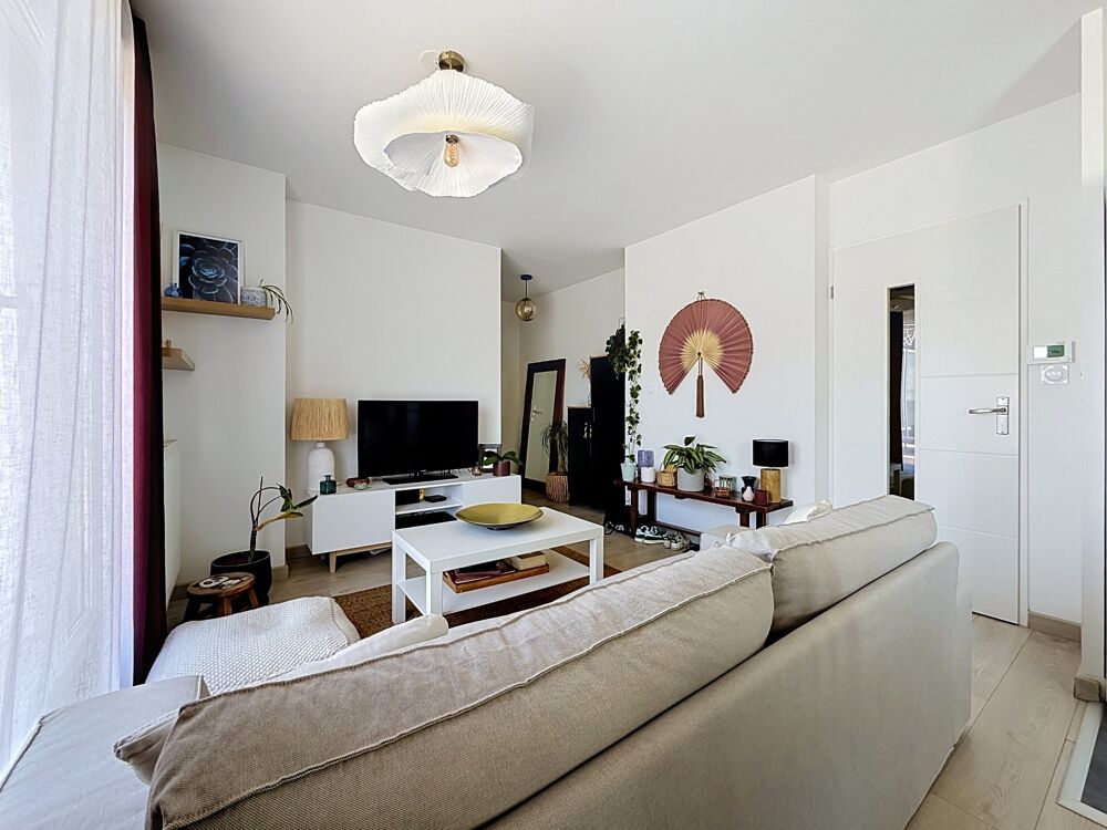À VENDRE  T3 avec exceptionnelle terrasse de 90 m²