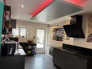  Maison  vendre 6 pices 127 m