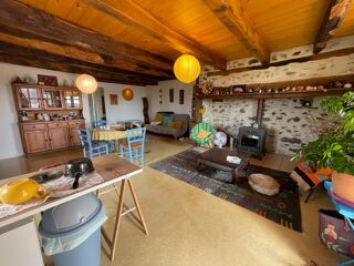  Immeuble à vendre 7 pièces 180 m²