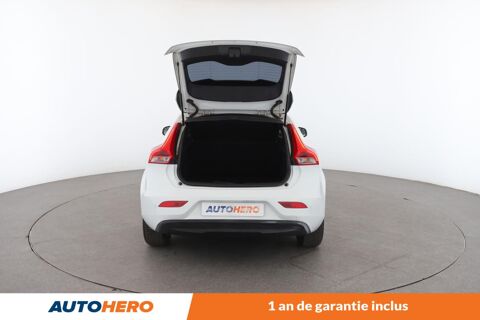 V40 1.6 D2 Momentum 115 ch 2015 occasion 92130 Issy-les-Moulineaux
