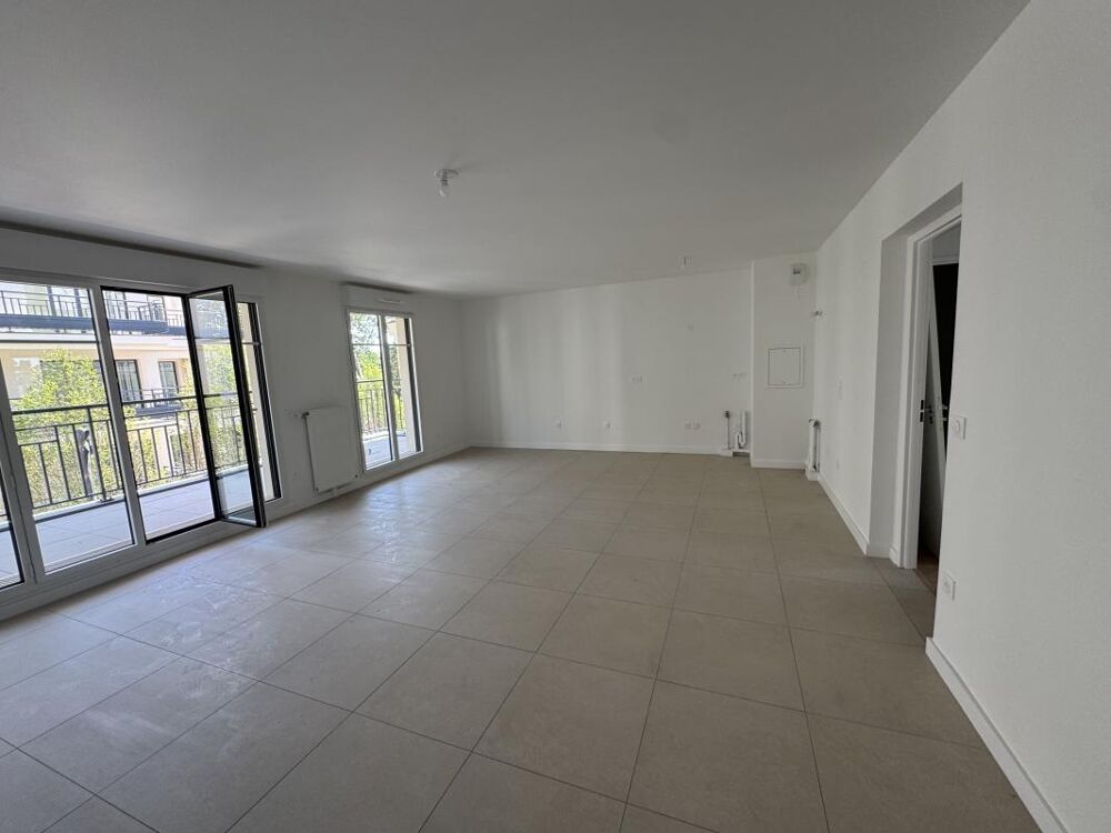 Vente Appartement **LIVRAISON IMMINENTE- 4 PIECES NEUF -  TERRASSE + 2 PARKINGS  + Plein Coeur de ville et Proche Gare Saint leu la foret