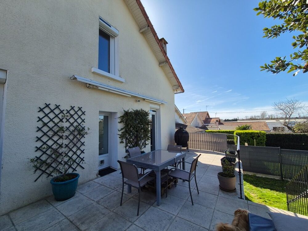 Vente Maison Maison coup de cœur des années 30, le modernisme côtoie l'authenticité Le gond pontouvre
