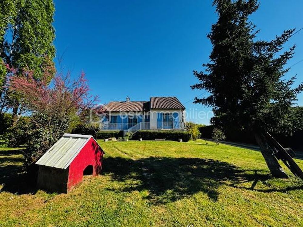 Charmante maison 130M² 4ch, garage + local pro ou locatif 3455M² terrain Savigné 86400