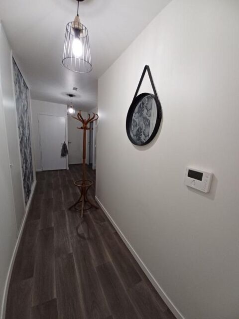  Appartement � louer 1 pi�ce 78 m�