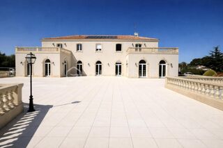  Propriété/château à vendre 12 pièces 483 m²