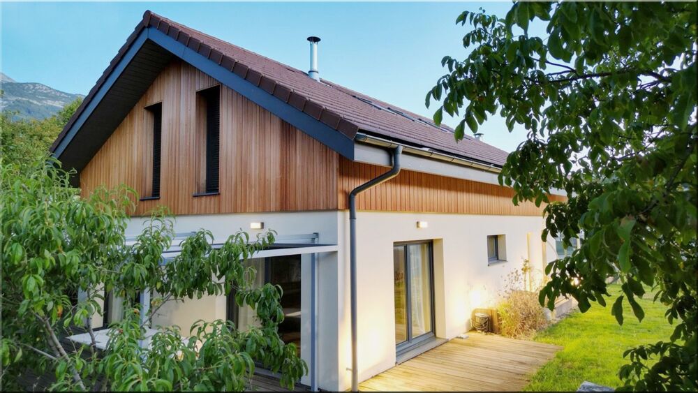 Vente Maison Maison à vendre 5 pièces THOIRY (01) EXCLUSIVITÉ-MAISON OSSATURE BOIS-STUDIO-VUE JURA Thoiry