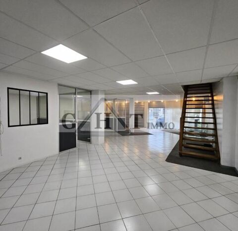   A LOUER LOCAL COMMERCIAL JUVISY SUR ORGE 