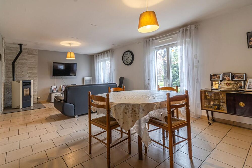 Vente Maison 6 pièces 100 m² - Plus