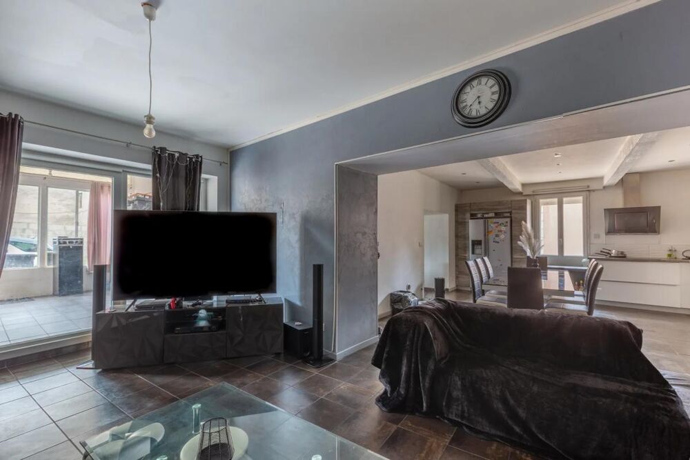 Maison familiale de 7 pièces située à Feyzin