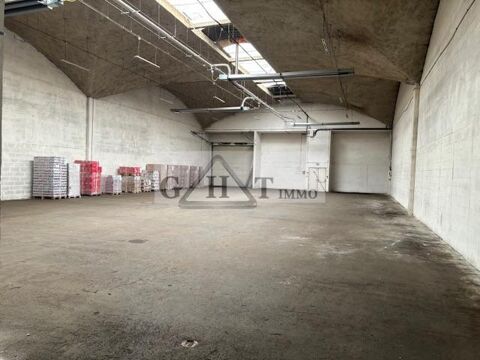 A LOUER 650m2 ENTREPOT SUCY EN BRIE 7100 94370 Sucy en brie