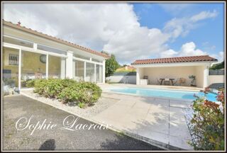  Villa  vendre 6 pices 148 m