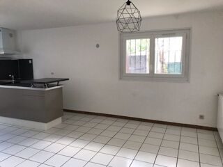  Appartement à louer 1 pièce 25 m²