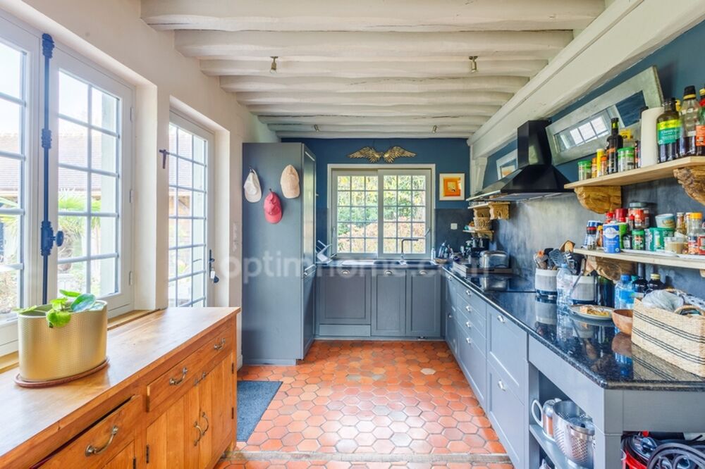 AUX PORTES DE HONFLEUR  ENSEMBLE IMMOBILIER AVEC 2 MAISONS NORMANDES - DÉPENDANCES - TERRAIN 7 300 m²