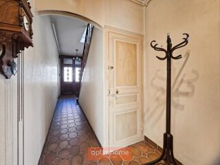  Maison à vendre 10 pièces 265 m²