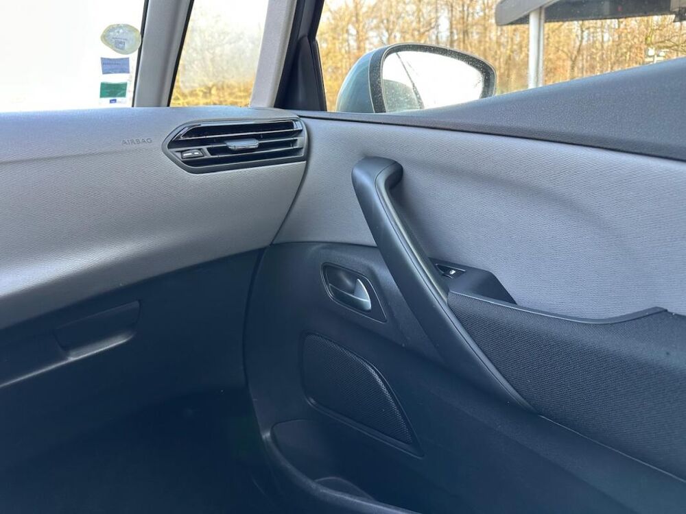 Grand C4 Picasso II (2) 1.6 BLUEHDI 120 S&S BUSINESS EAT6 2016 occasion 78240 Chambourcy