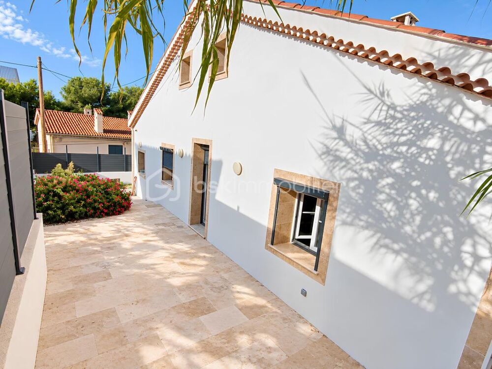 Vente Propriété/Château TOULON OUEST – LAGOUBRAN – MAISON 135 M² AU SOL – 4 CHAMBRES – DPE A – TERRAIN 516 M² – GARAGE – 2 DÉPENDANCES – CLIMATISATION G Toulon