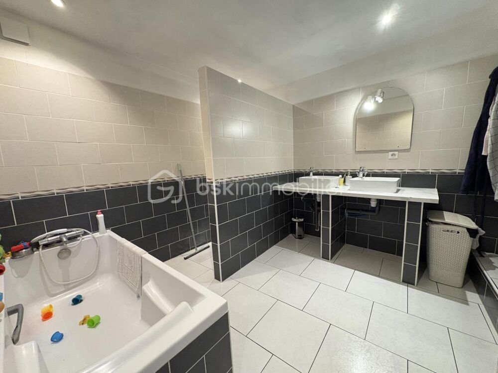 Vente Maison Maison Gisors 6 pièces 160m2 Gisors
