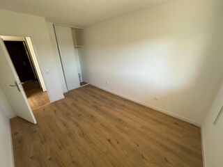  Appartement à louer 2 pièces 42 m²