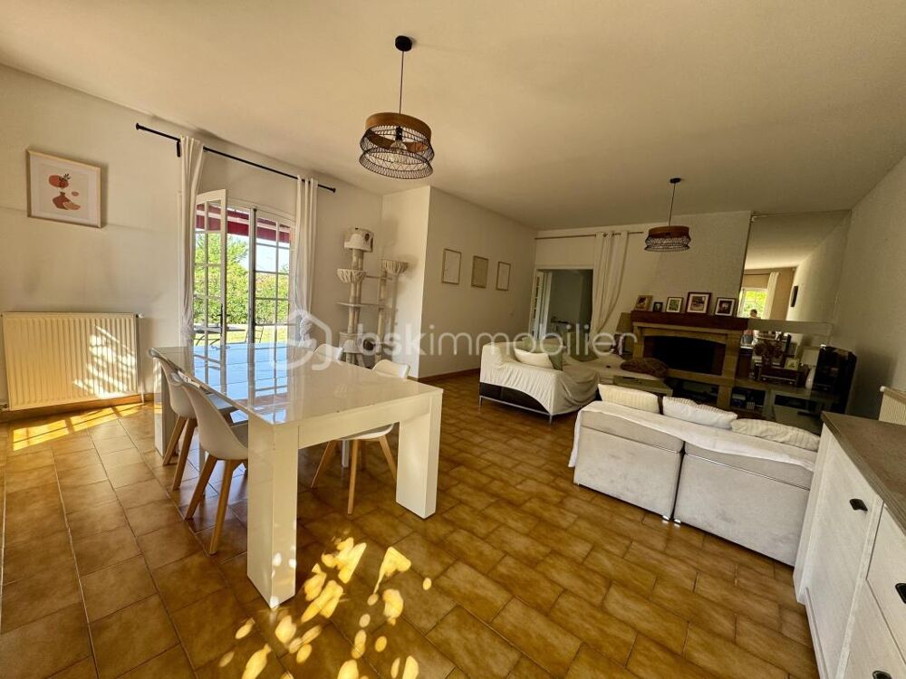 AIX LES MILLES : Villa 4 pèces avec extérieur