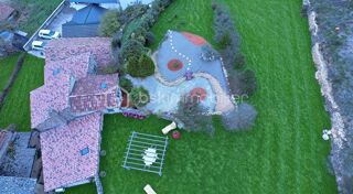  Propri�t�/ch�teau � vendre 14 pi�ces 300 m�