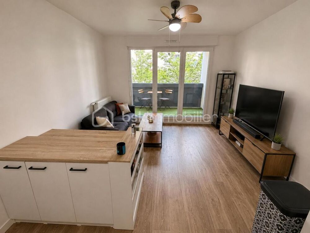 Vente Appartement F2 37M2 AVEC BALCON + PARKING Villepinte