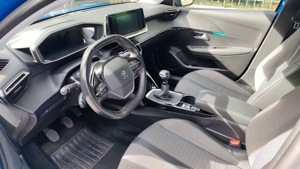 208 1.2 PureTech 100 Active - Premi&egrave;re main 2019 occasion 92190 Meudon