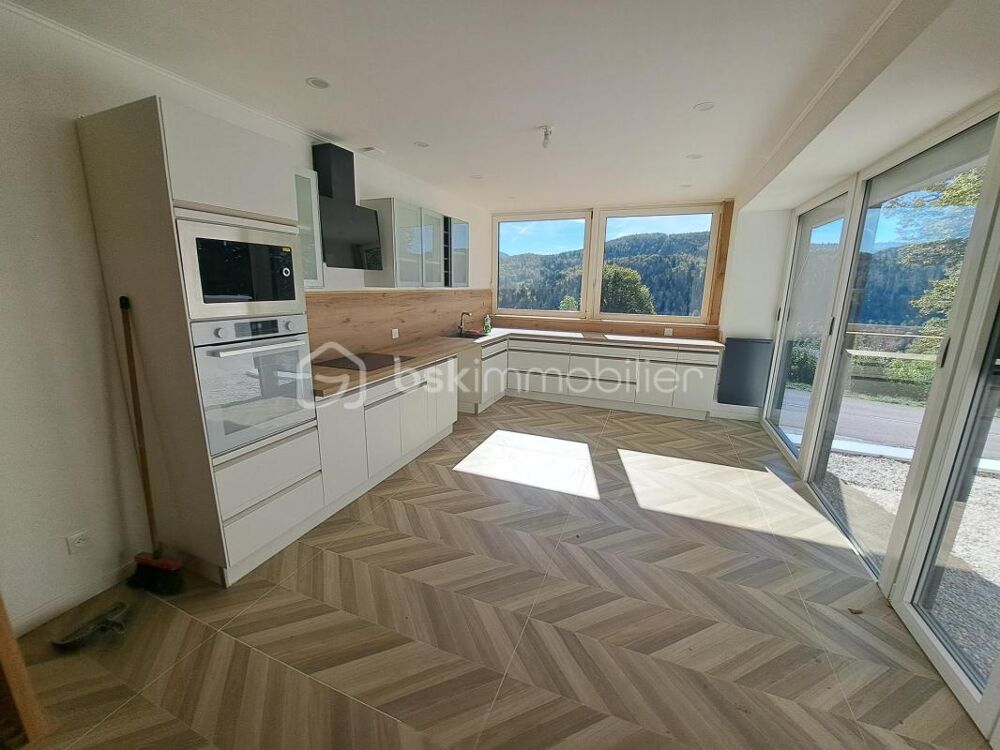 LOFT DEXCEPTION À MORBIER  ENTRE NATURE, MODERNITÉ & FRONTIÈRE SUISSE
