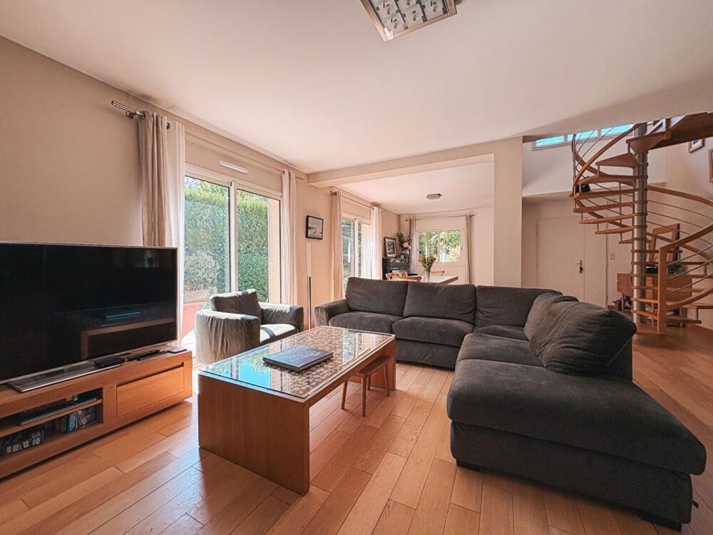 Maison 5 chambres - jardin et garage - Orvault / La Cholière