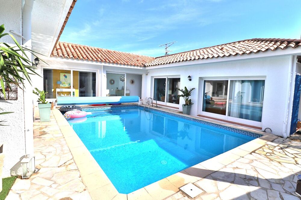 Vente Villa Villa Saint Laurent De La Salanque 6 pièce(s) 136 m2 avec piscine sur un terrain de 1677m² Saint laurent de la salanque