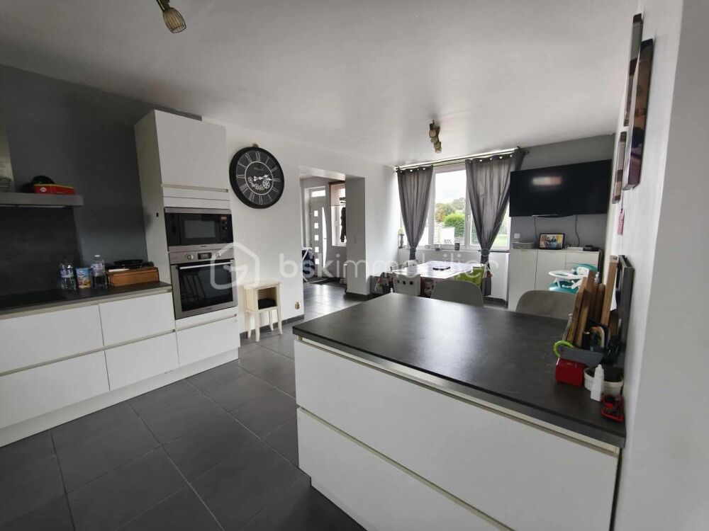***SOUS OFFRE ***MAISON*** 144 m² *** BALLEROY***