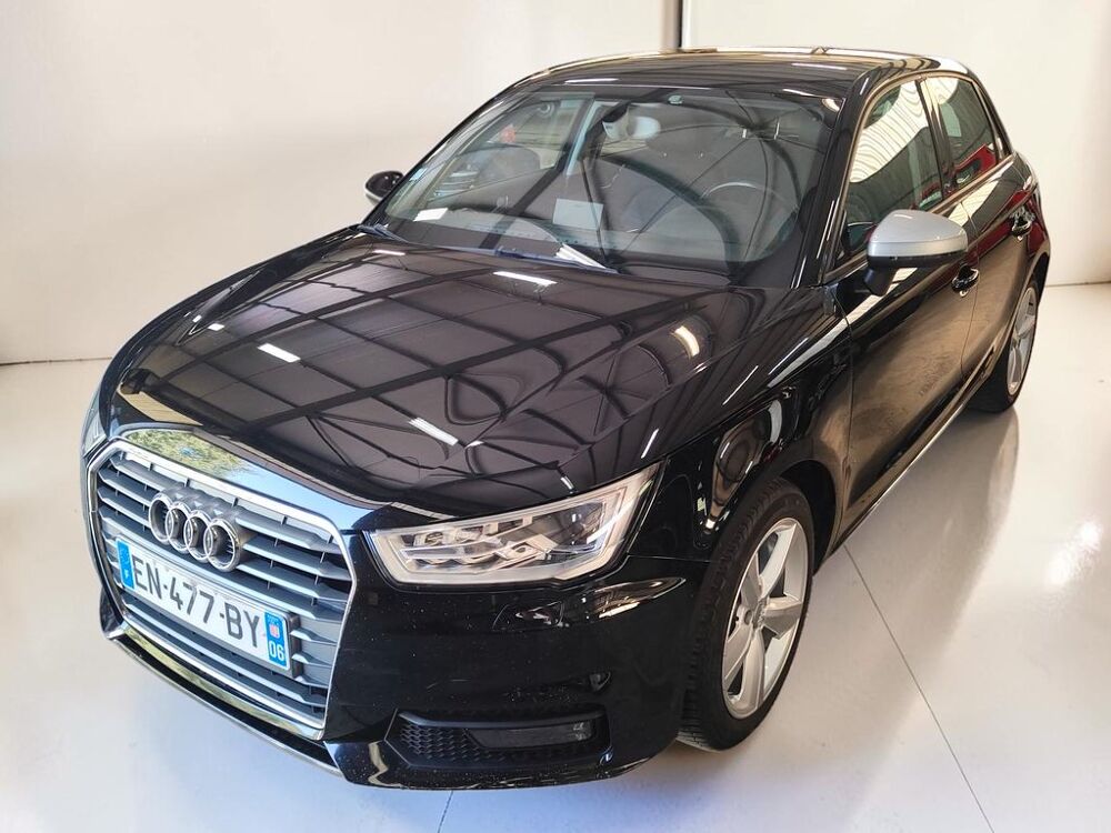 A1 1.0 TSFI 95 ULTRA AMBIENTE 2016 occasion 06640 Saint-Jeannet