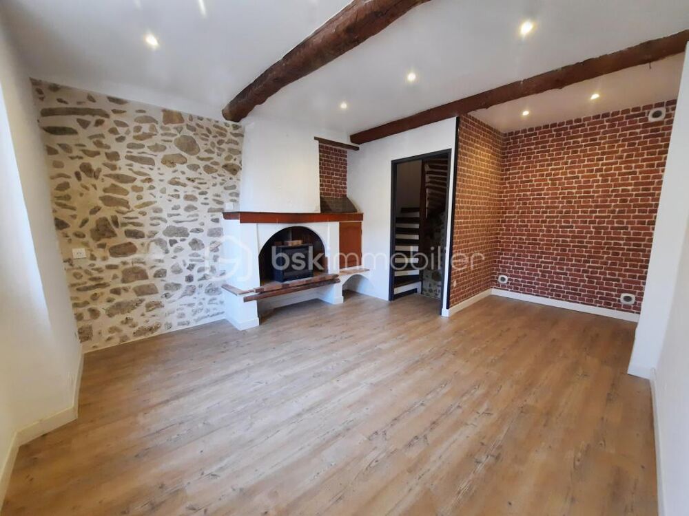 Location Maison Maison de village avec solarium au dernier étage Bagnols en foret